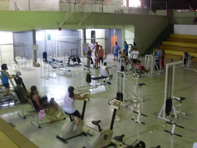 Espaço de academia do clube